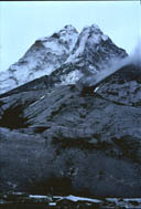 A}_uAma dablam